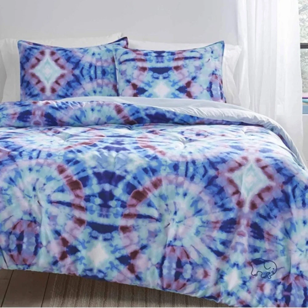 Ivory Ella Full/Queen Comforter Set